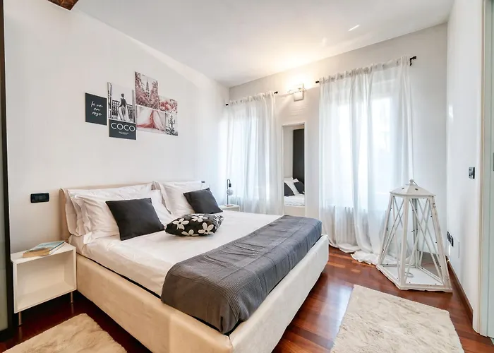 Medieval In Piazza Trento-trieste Apartament *