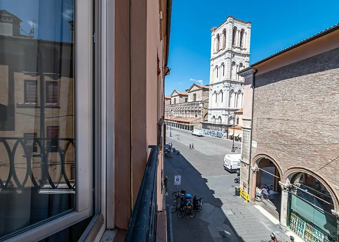 Medieval In Piazza Trento-trieste Διαμέρισμα *